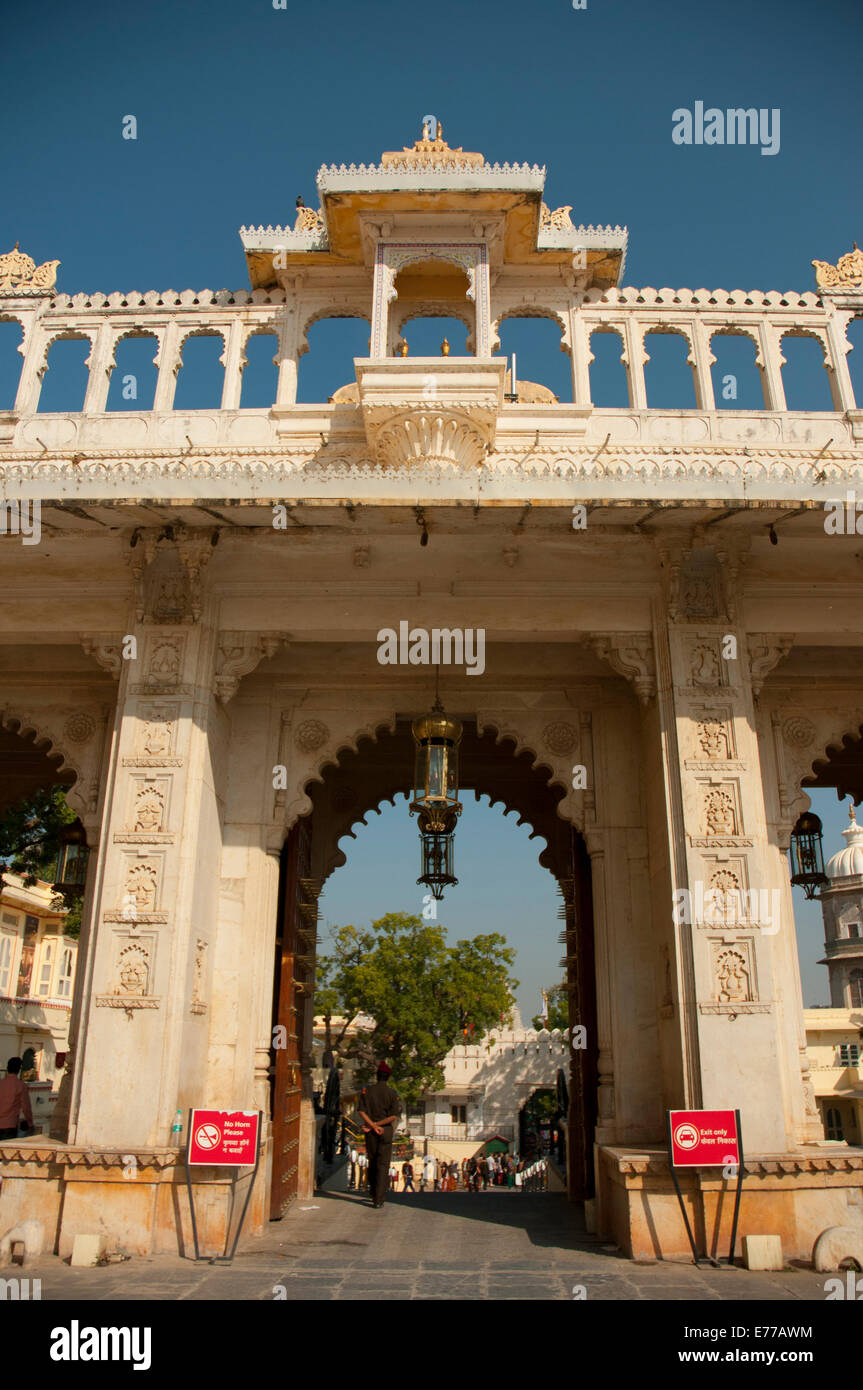 Rajasthani gate hires stock photography and images Alamy