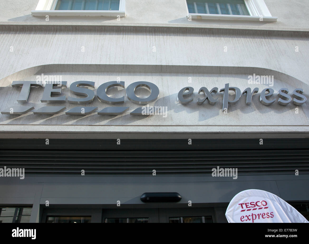 First Tesco sandwich shop opens in Fenchurch Street area of City of London Stock Photo