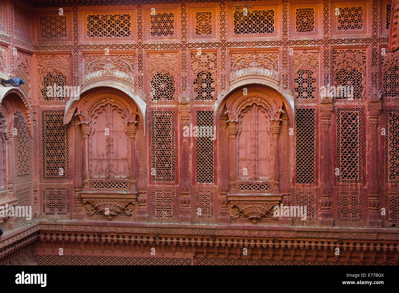 Intricately carved walls allow women in purdah to look out, Mehrangarh Fort, Jodhpur, Rajasthan, India. Stock Photo