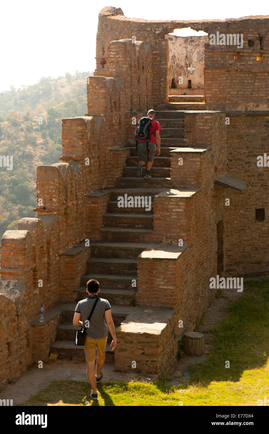 Tourists at Kumbhalgarh Fort, Kumbhalgarh, Rajasthan, India. Stock Photo