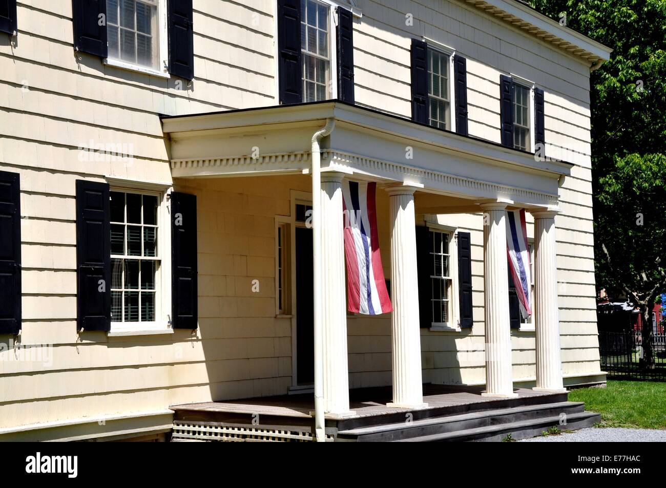 NEW YORK CITY Entrance portico with four columns at the historic 1750