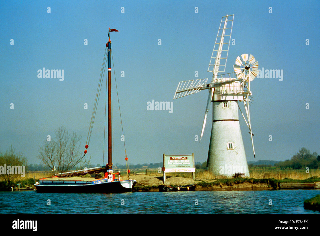 Norfolk wherry 'Albion' moored by Turne mill, Norfolk Stock Photo