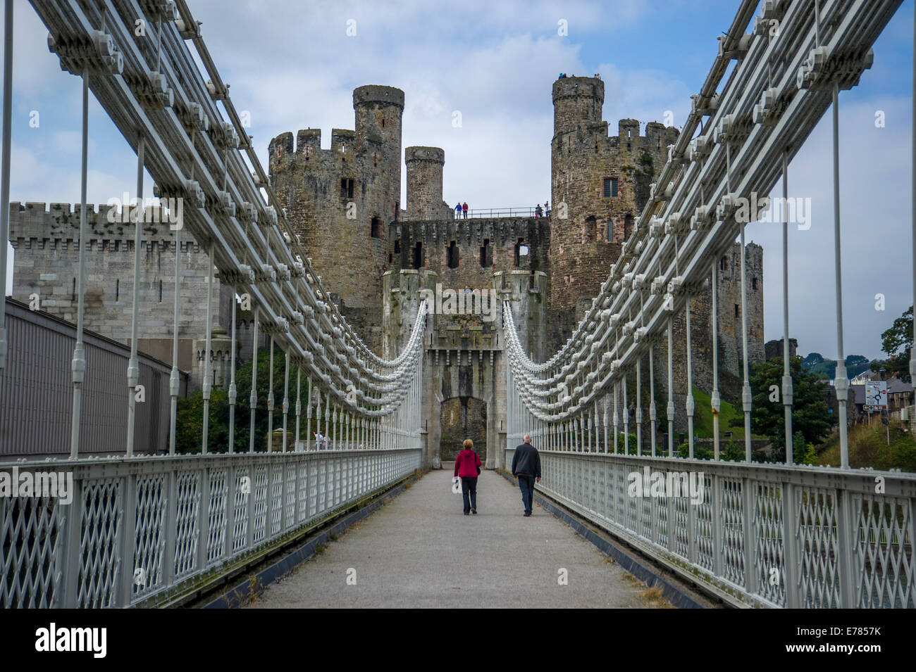 Conwy suspesion bridge leading to Conwy Castle Stock Photo Alamy