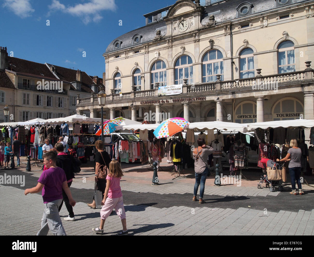 Market in the Lons le Saunier city center, Jura, France Stock Photo - Alamy