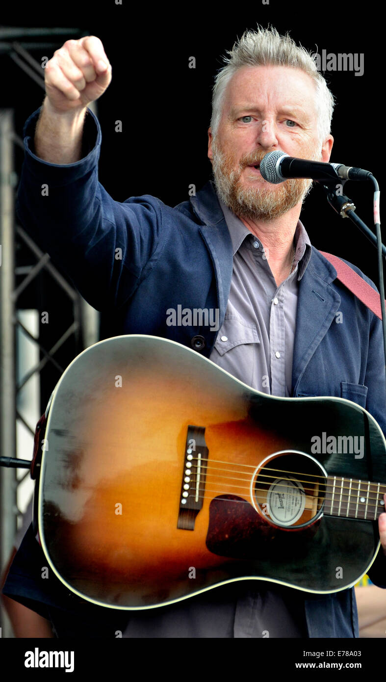 Billy Bragg (singer and left-wing campaigner) at a rally in Trafalgar Square against privatisation of the NHS, 2014 Stock Photo