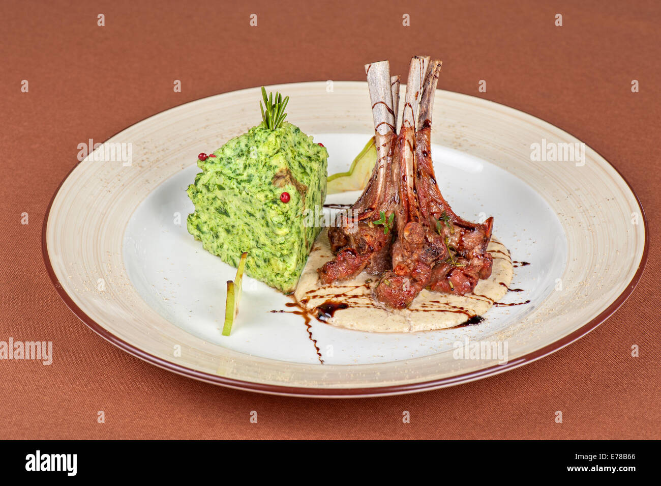 Roast goat ribs hi-res stock photography and images - Alamy