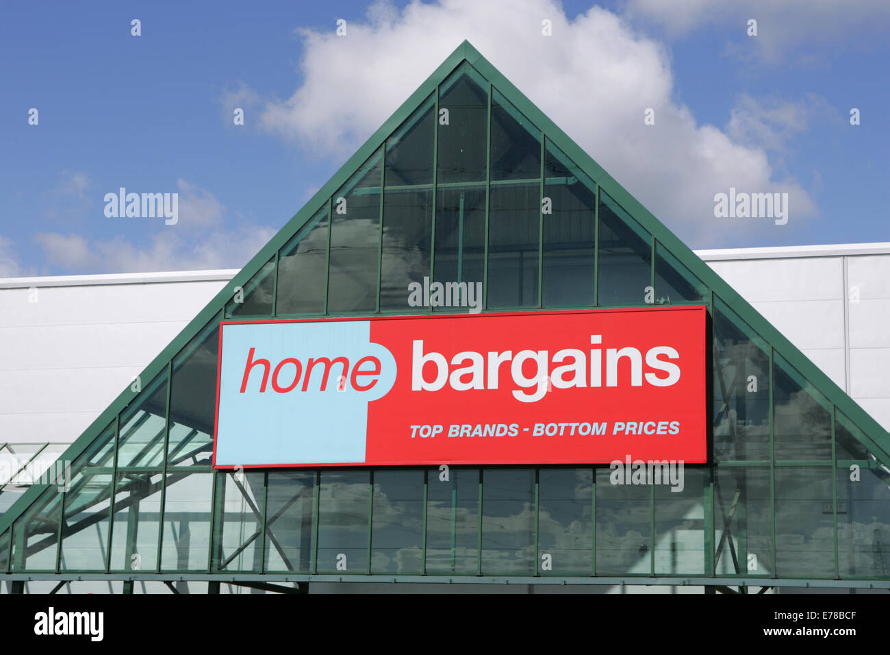 home bargains shop front uk Stock Photo Alamy