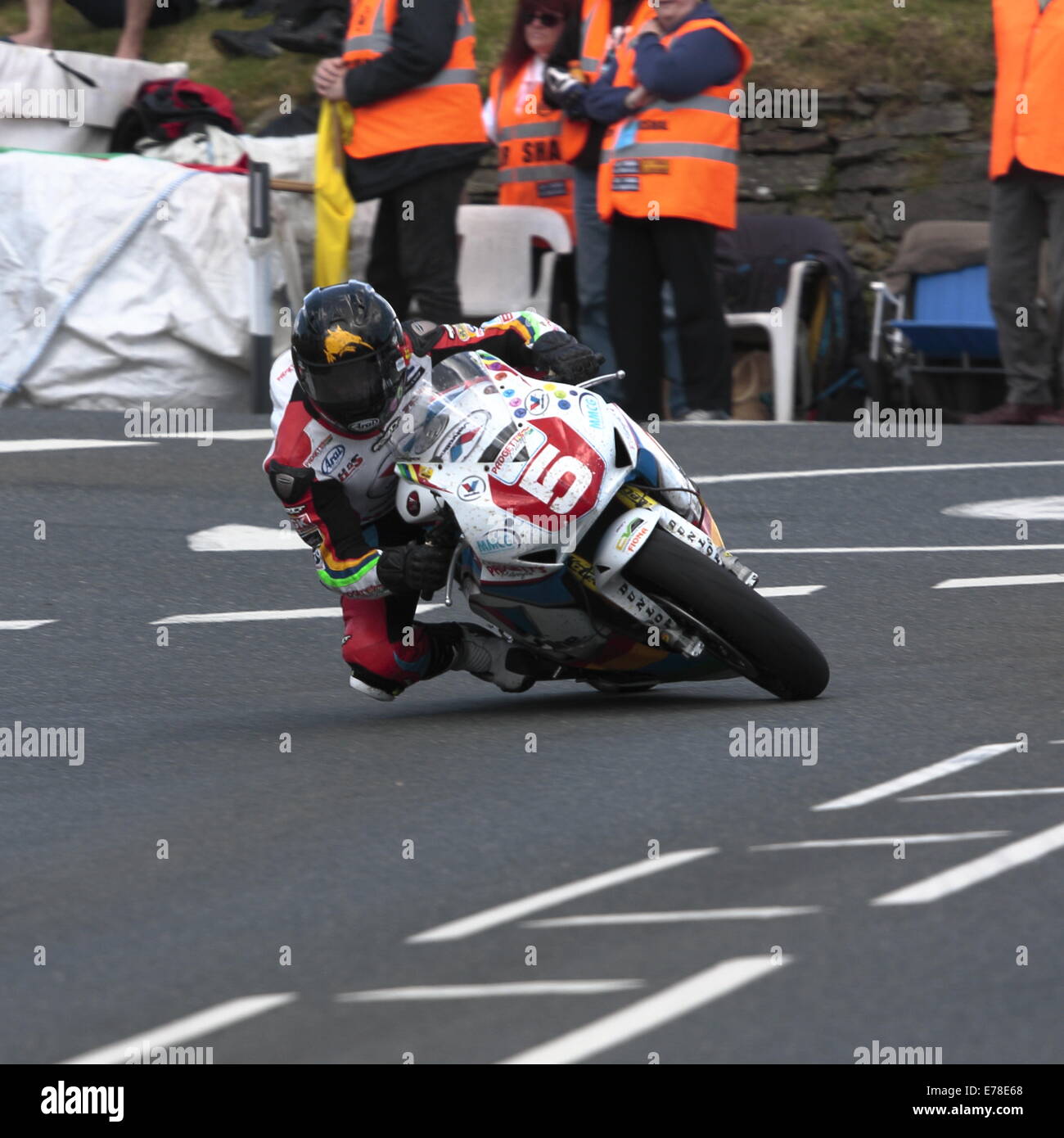 Bruce Anstey riding his Valvoline Racing by Padgetts Suerstock Honda, during the 2014 Isle of Man TT. Stock Photo