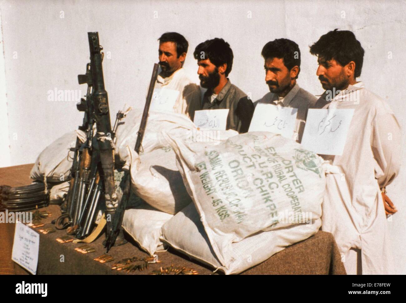 Drug traffickers captured with 1,000 Kgs of Opium crossing PAKISATAN-AFGHANISTAN border, Koh-e-Sultan - Pakistan. Stock Photo