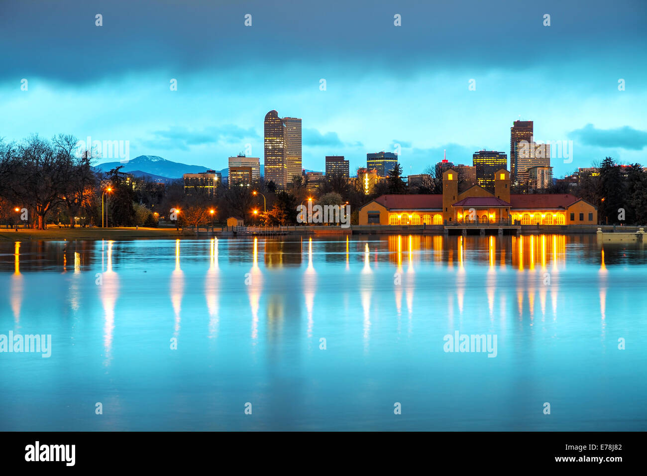 Denver skyline and mountains hires stock photography and images Alamy