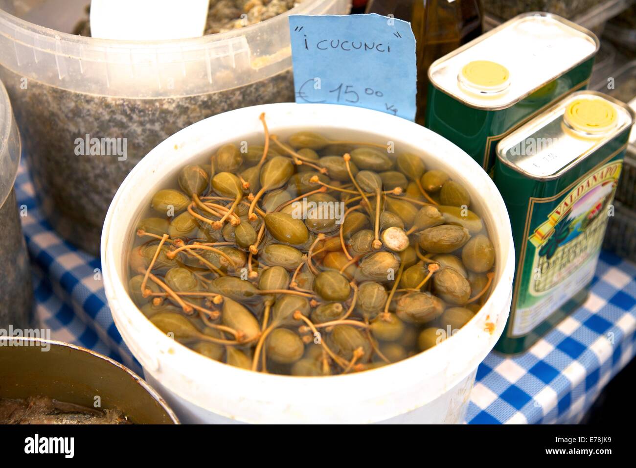 Caper berries hires stock photography and images Alamy