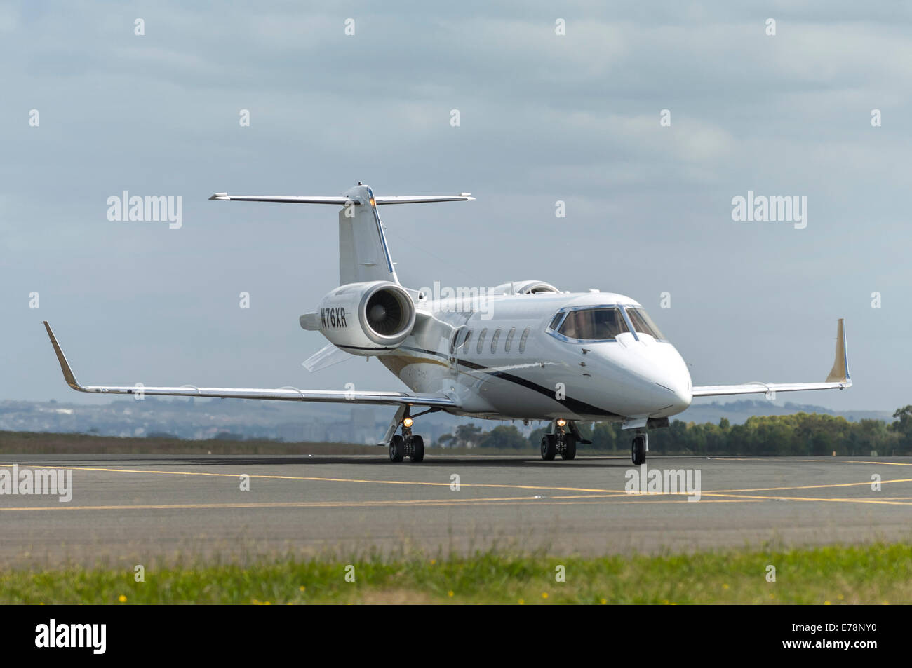 Bombardier Learjet 60XR landing at Avalon Airport Stock Photo Alamy