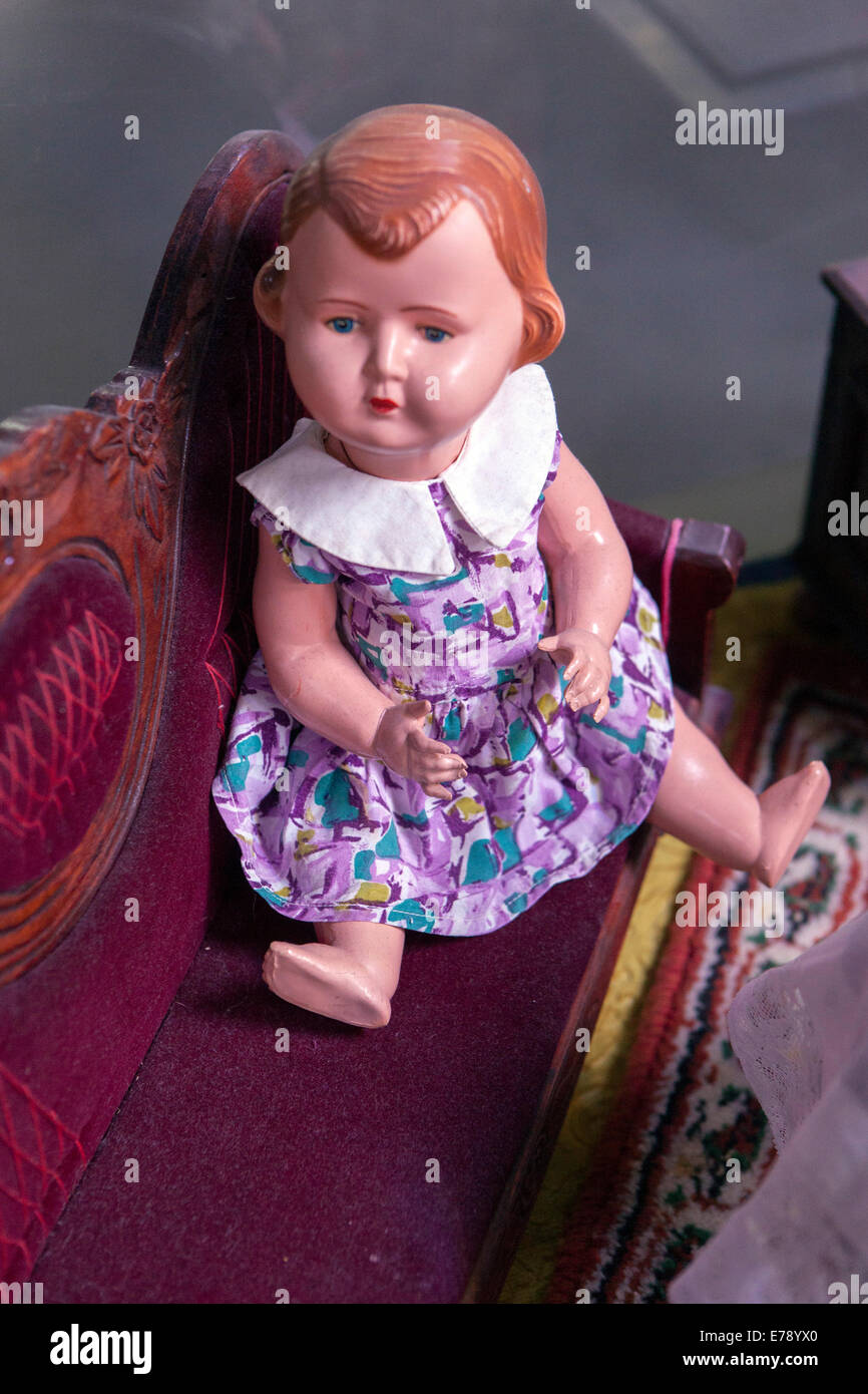 Doll house museum hires stock photography and images Alamy