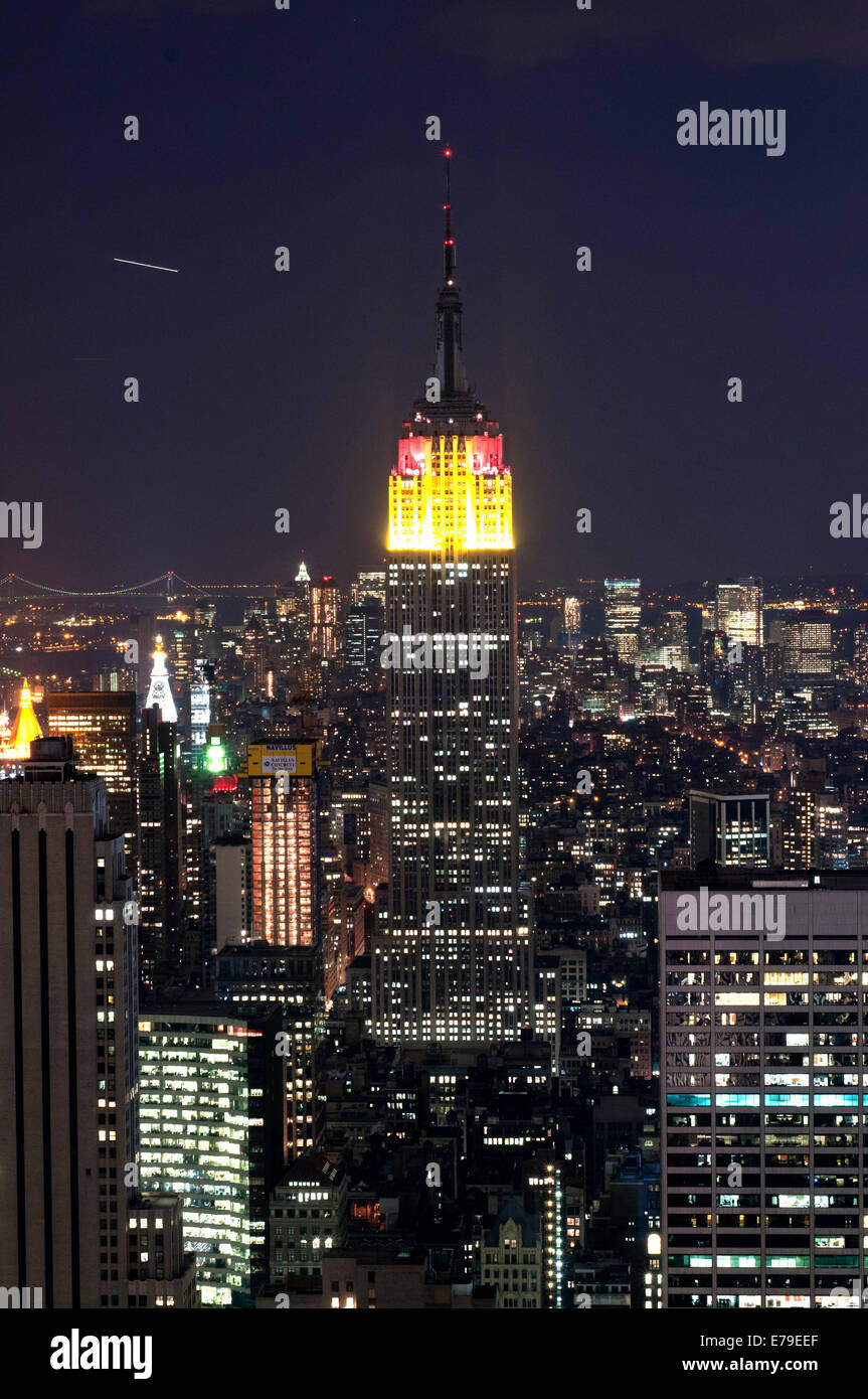 Views of the Empire State Building and other skyscrapers. The Empire ...