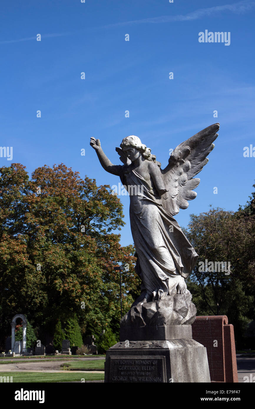 Angel gravestone in Yardley Cemetery, Birmingham, West Midlands