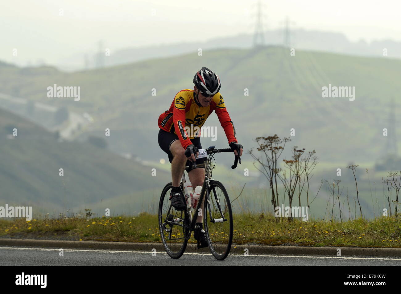 weekend cycling breaks uk