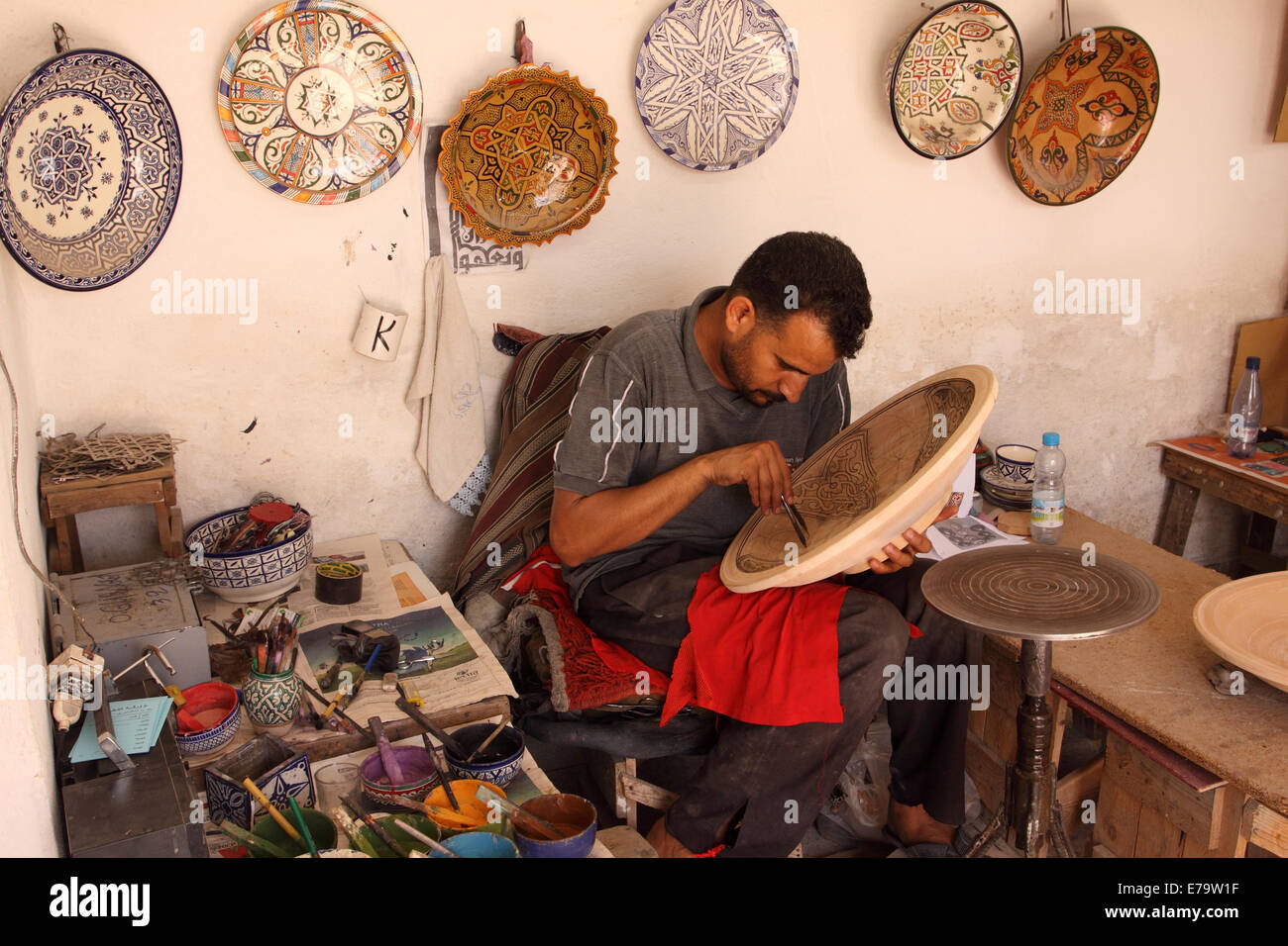 Ceramics factory hires stock photography and images Alamy