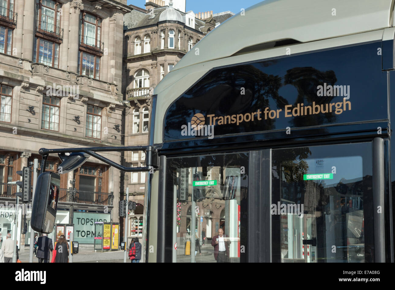 Transport for Edinburgh Lothian Buses logo on the side of a bus on Princes Street Stock Photo