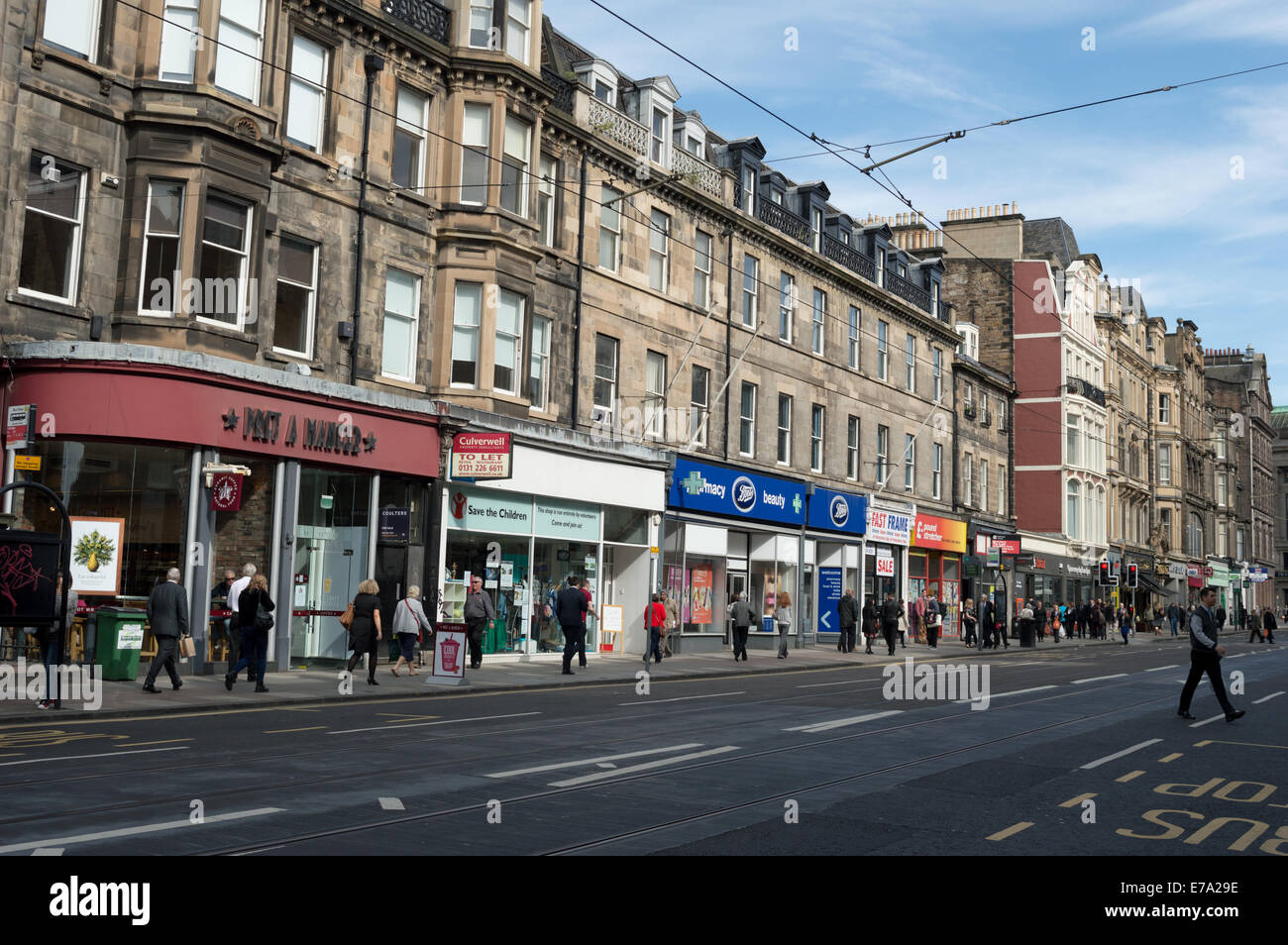 Edinburgh city centre street scene, Shandwick Place Stock Photo Alamy