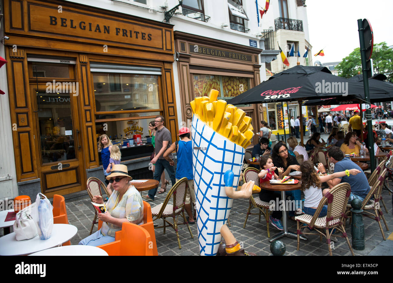 Belgian frites shop in the historical center of Brussels Stock Photo Alamy