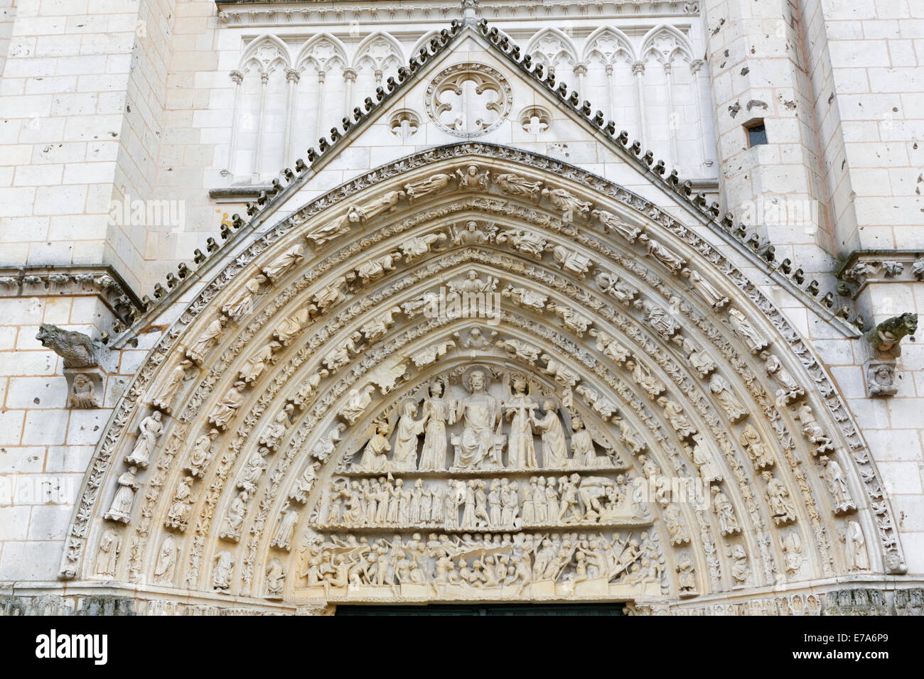 Cathédrale Saint-Pierre de Poitiers, or Poitiers Cathedral, great west door, detail, Poitiers, Vienne, Poitou-Charentes, France Stock Photo