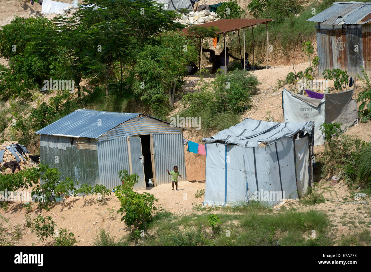Improvised huts in the new emerging slum area of Canaan outside the capital Port-au-Prince, Haiti Stock Photo