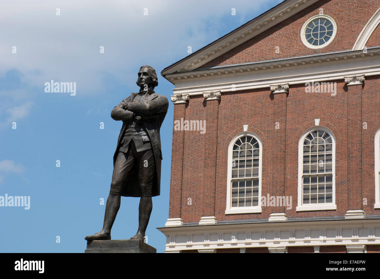 Massachusetts, Boston. Freedom Trail, Faneuil Hall. Samuel Adams statue in front of the historic Faneuil Hall. Stock Photo