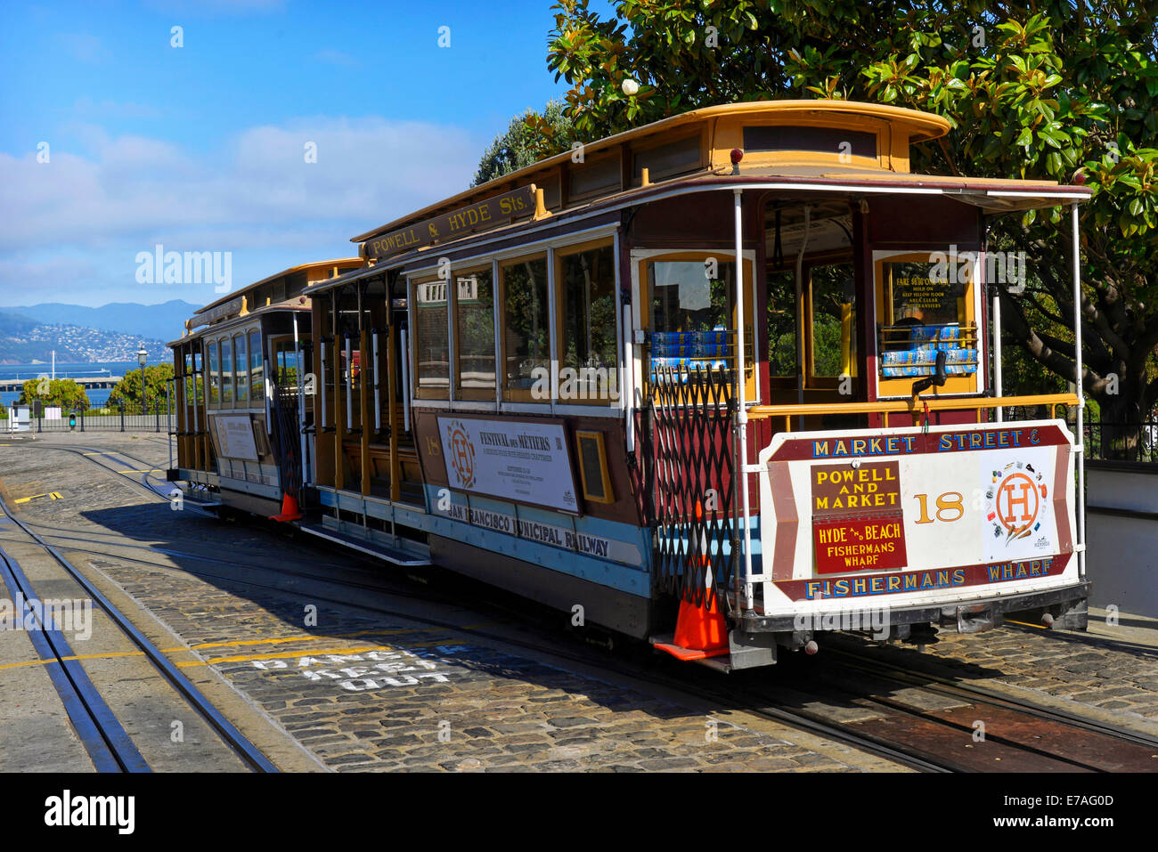 The historic cable car at Hyde Station, San Francisco, California, USA Stock Photo