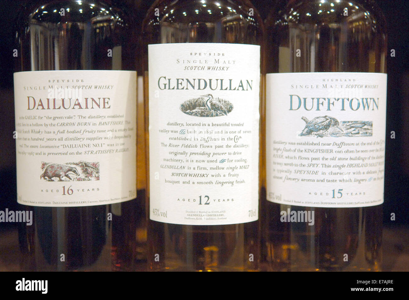 Edinburgh, Scotland. 10th July, 2005. (dpa) Malt whiskey of different distilleries are