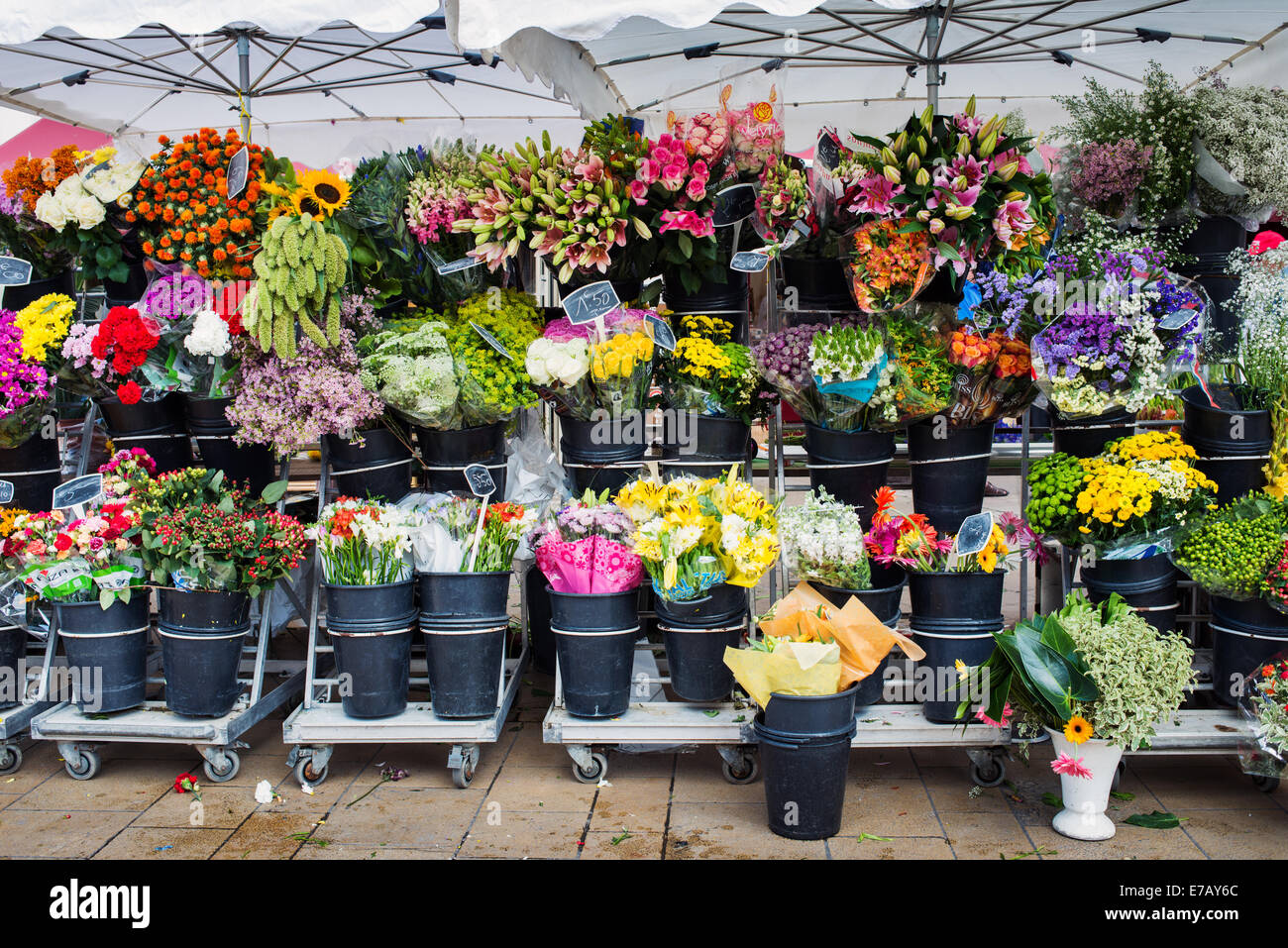 Saturday market in Beaune, Dordogne, France Stock Photo