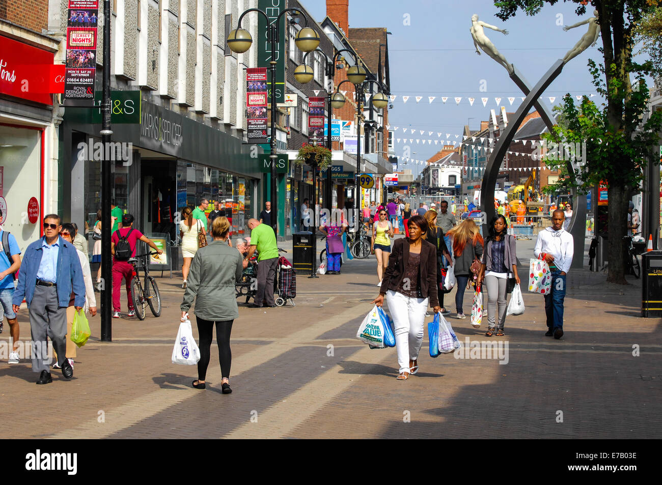 Northampton shopping centre Stock Photo Alamy