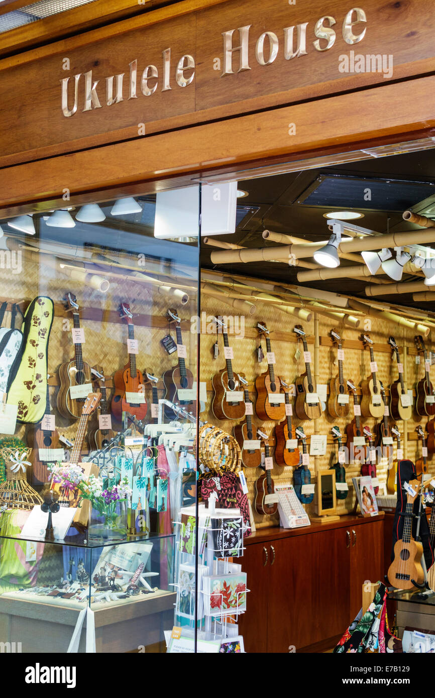 Hawaii,Oahu,Hawaiian,Honolulu,Waikiki Beach,Ukulele House,musical