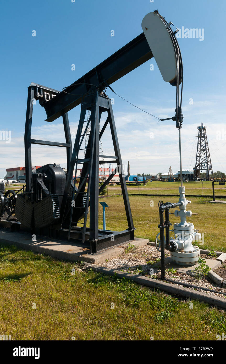 Elk203-5477v Canada, Alberta, Devon, Canadian Petroleum Discovery Center, oil pump Stock Photo