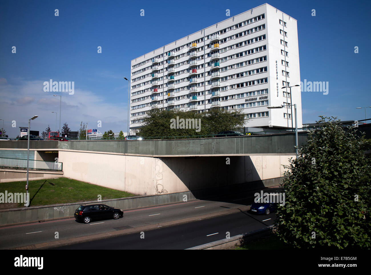 Bakeman House flats and A45 road, Yardley, Birmingham, UK Stock Photo