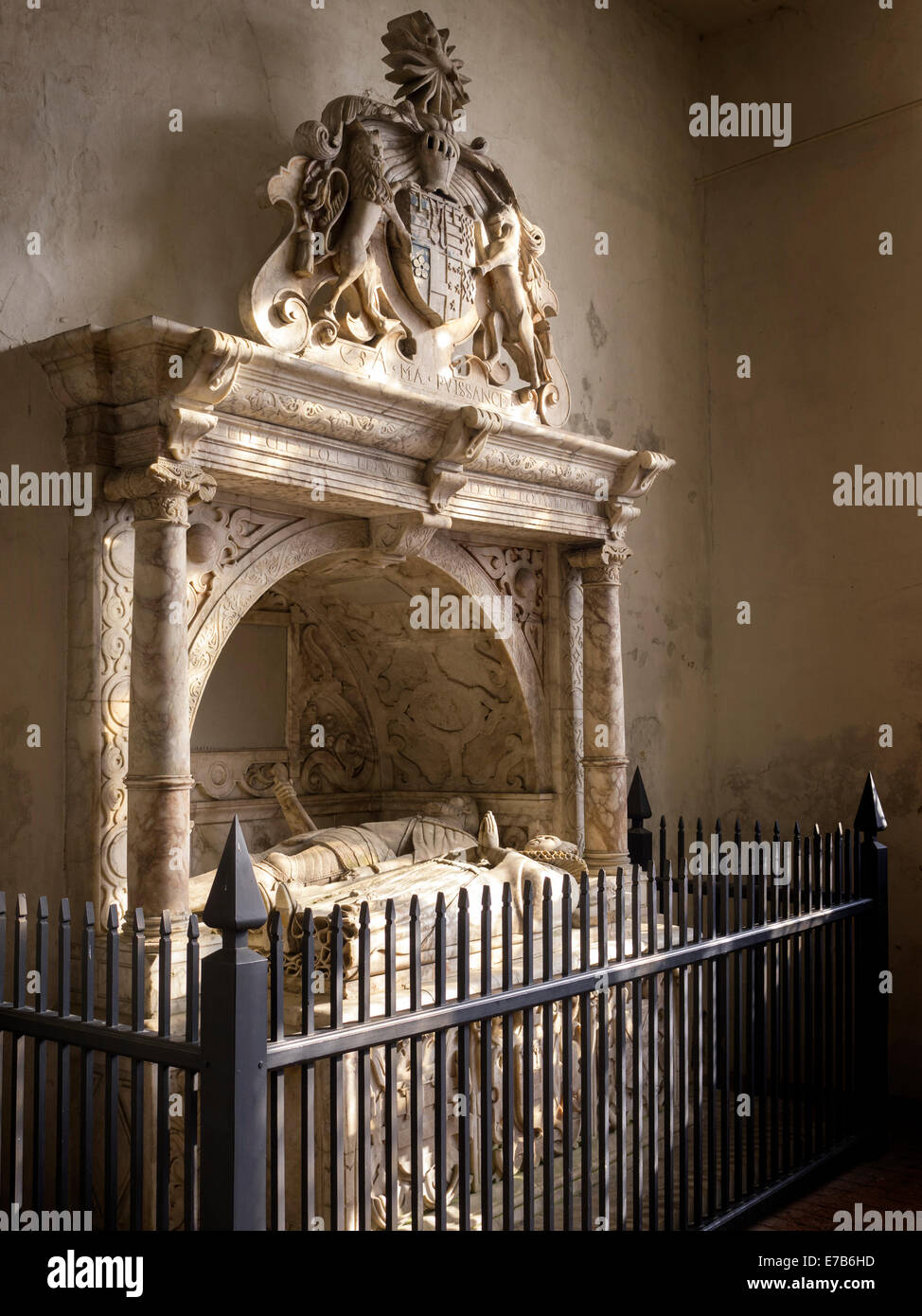 Alabaster tomb of Sir Henry Grey and his wife Anne, Bradgate Park, Leicestershire, England, UK Stock Photo