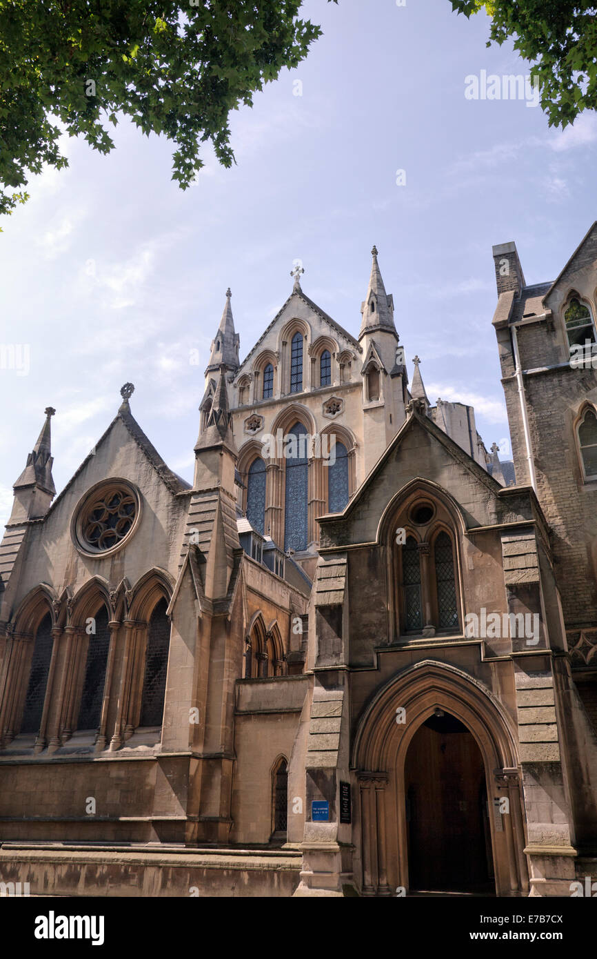 Christ The King Church and Cloisters on Gordon Square in Bloomsbury ...