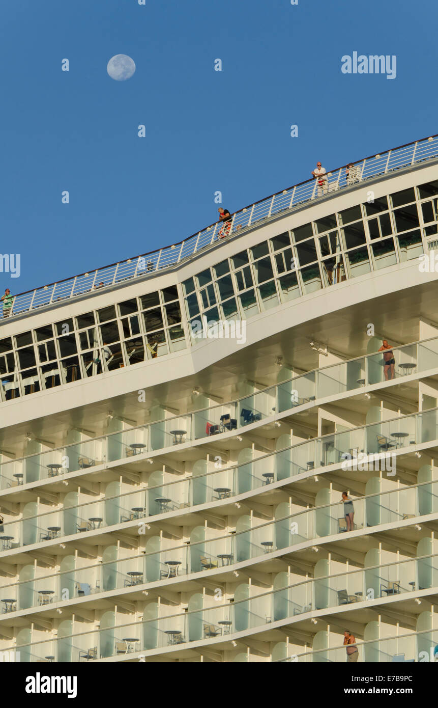 Cabins And Deck Of Ms Oasis Of The Seas Sea World S Largest