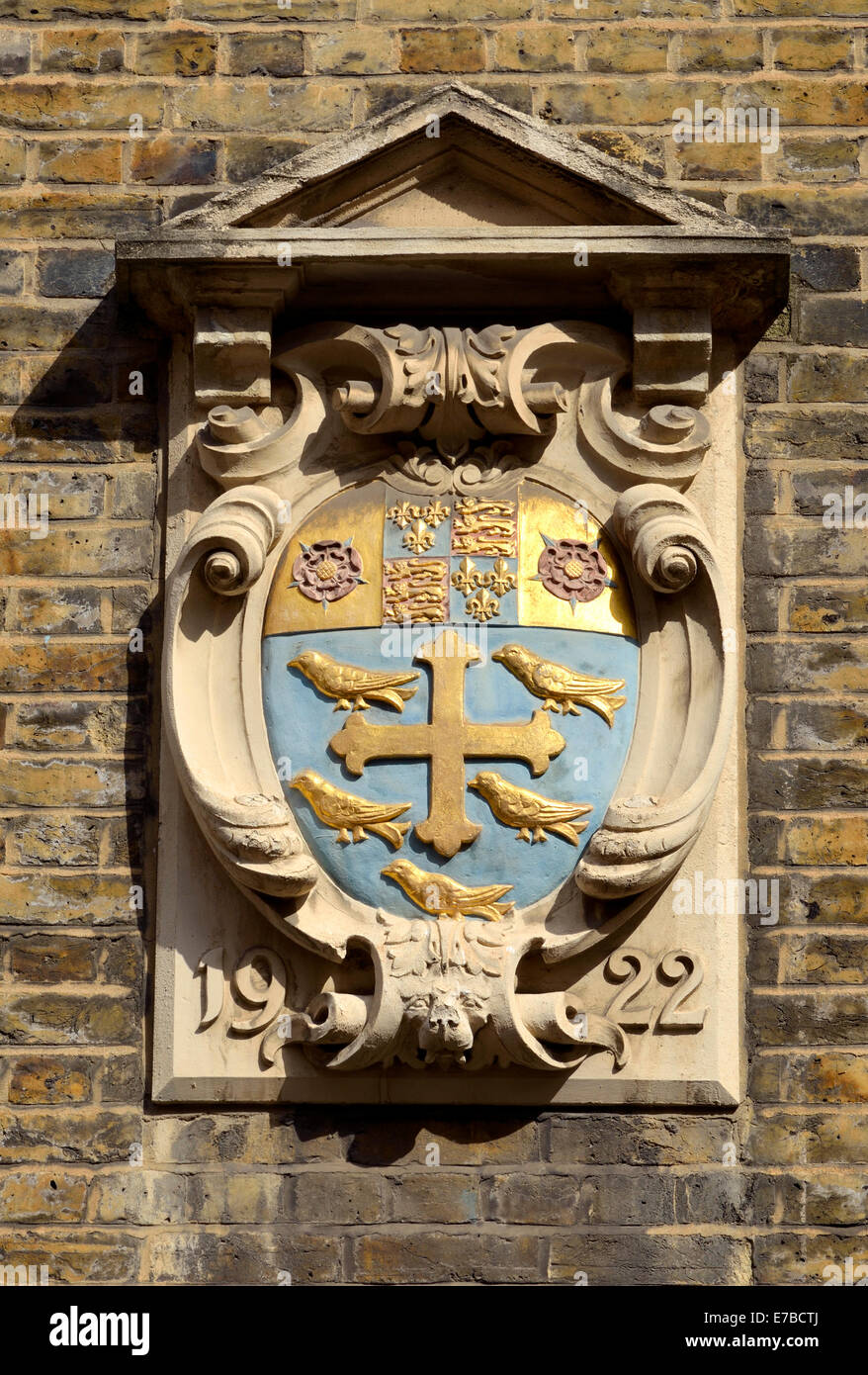London, England, UK. Coat of Arms of Edward the Confessor on the facade of 29 Great College Street, Westminster Stock Photo