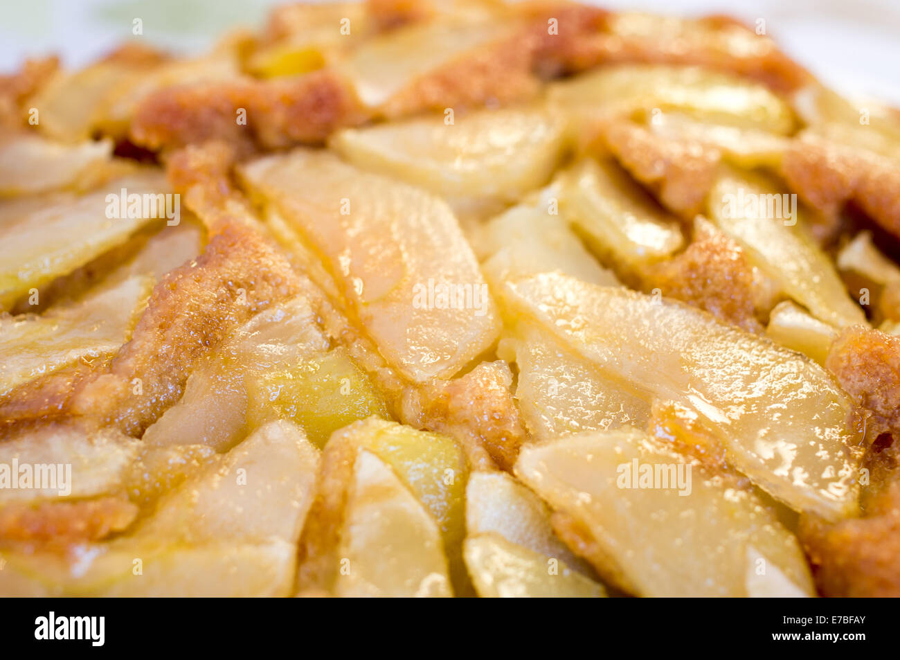 Tarte Tatin with apples. Apple pie. Closeup Stock Photo Alamy