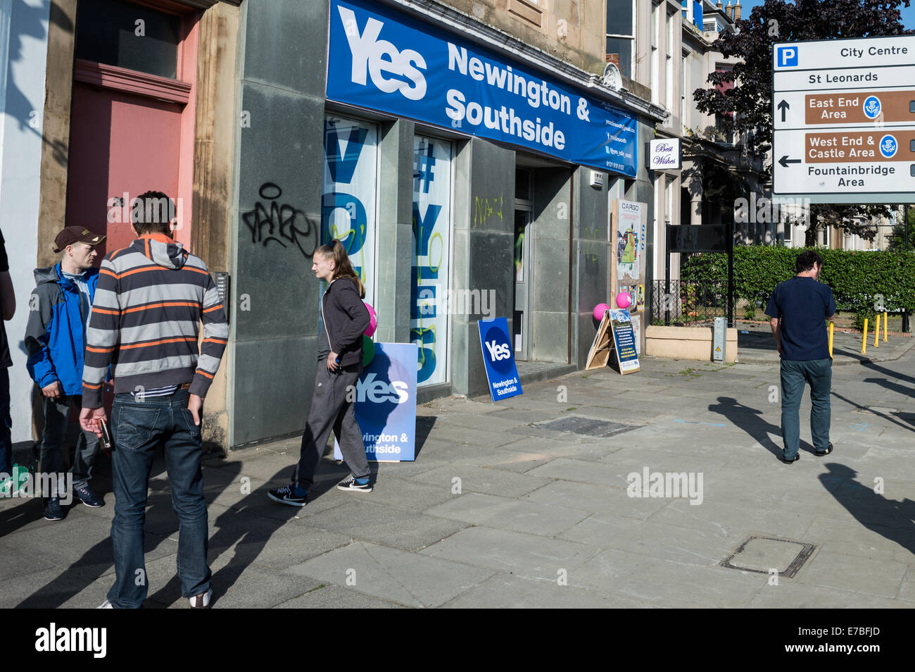 Nazi graffiti defacing the Newington and Southside Yes Campaign Scottish Independence premises for Newington Edinburgh Stock Photo