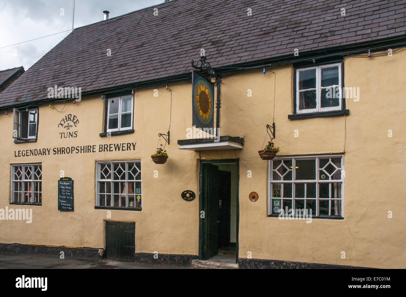 The historic Three Tuns brewery pub in Clun, Shropshire, England Stock
