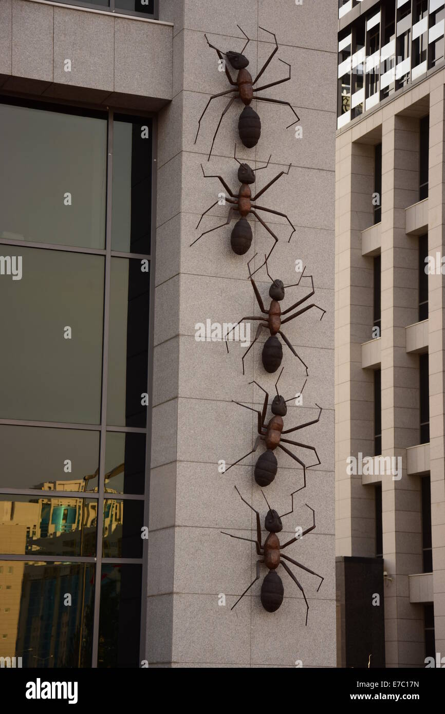 Ants climbing wall hires stock photography and images Alamy