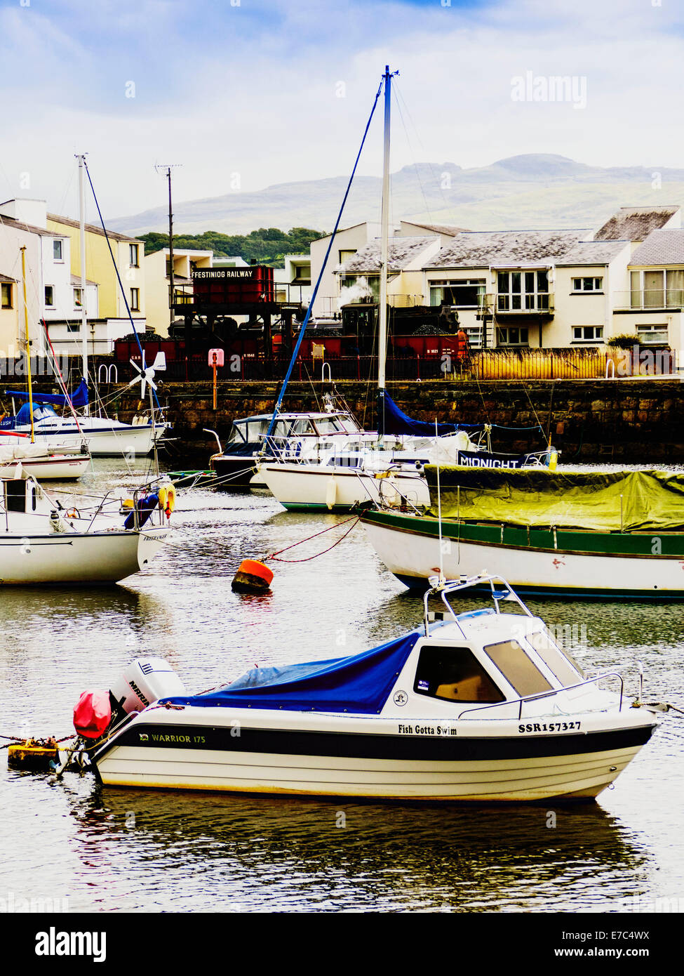 porthmadog harbour gwynedd north wales uk Stock Photo Alamy