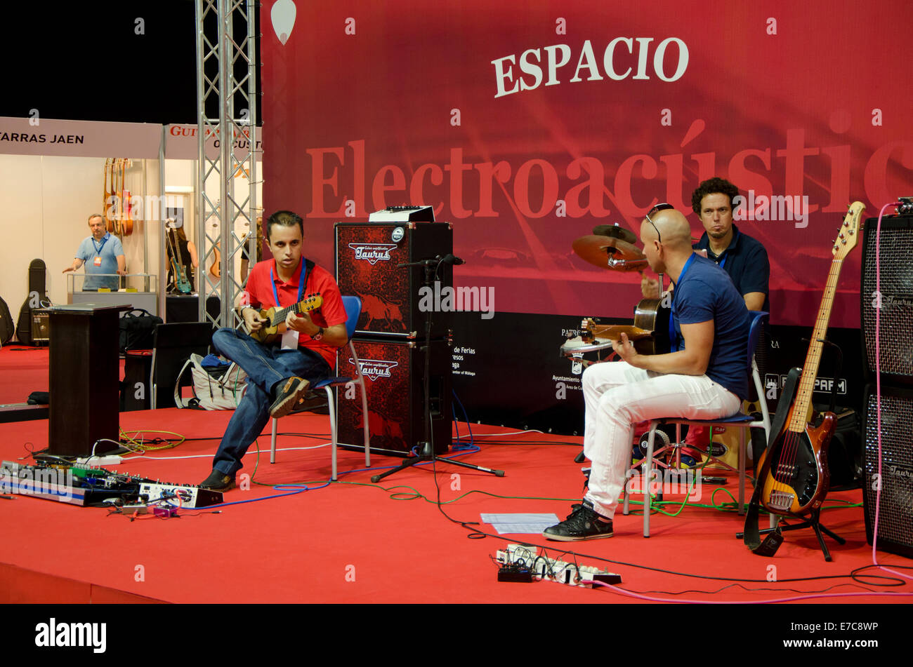 Flamenco Guitars Stock Photos & Flamenco Guitars Stock Images - Alamy