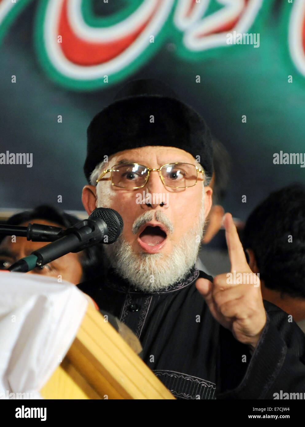 Tahir Ul Qadri With Black Water