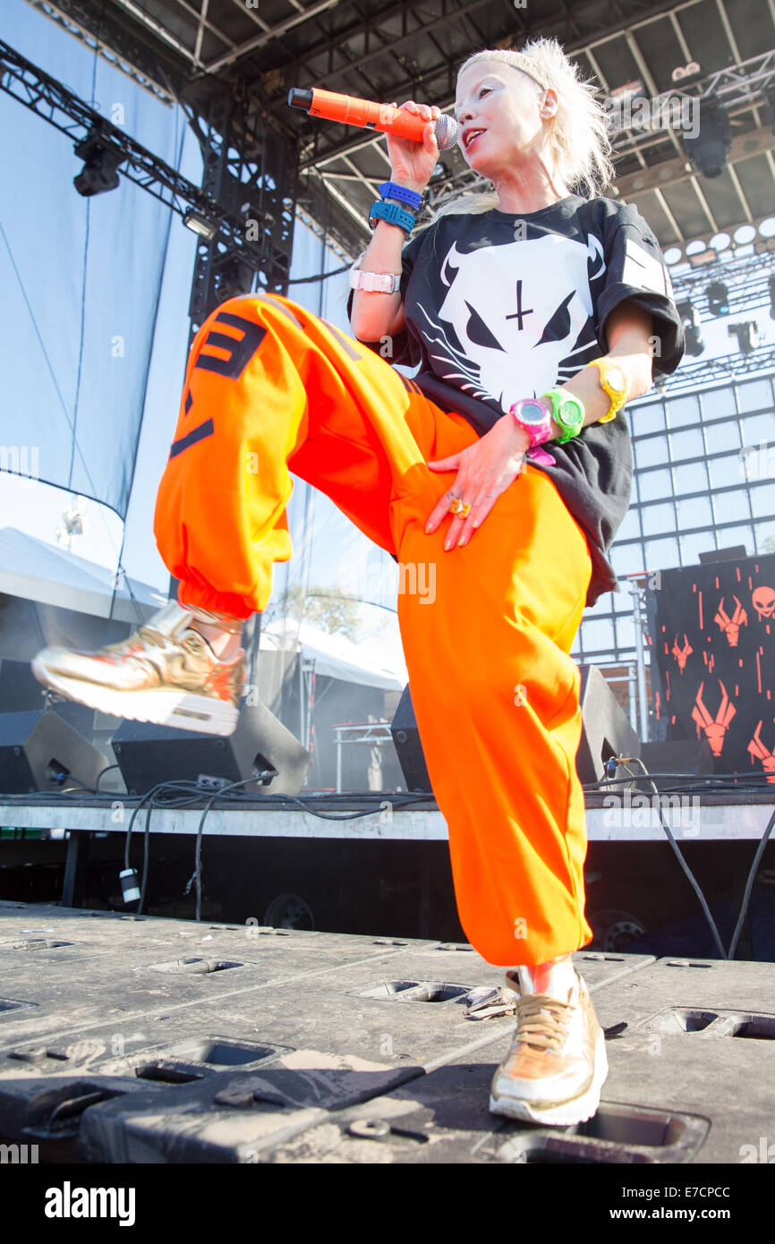 Chicago, Illinois, USA. 13th Sep, 2014. Rapper YO-LANDI VISSER of the band Die Antwoord performs live at 2014 Riot Fest music festival at Humboldt Park in Chicago, Illinois © Daniel DeSlover/ZUMA Wire/Alamy Live News Stock Photo