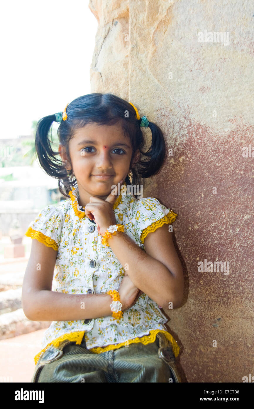 Little Girl Pose Images - Free Download on Freepik