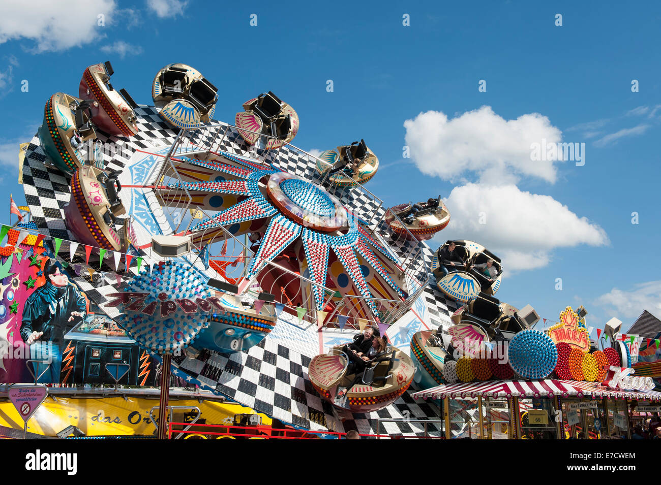 Retro kirmes hi-res stock photography and images - Alamy