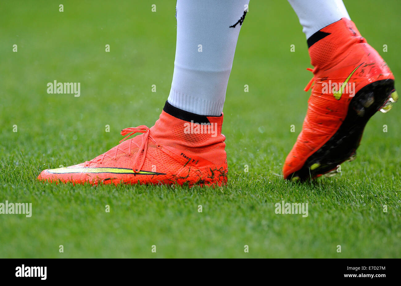 Stadion im Borussia-Park, Moenchengladbach, Germany 13.9.2014, german  Bundesliga, Season 2014/2015, 3rd matchday , Borussia Moenchengladbach -  Schalke 04 4:1 --- Nike Mercurial Superfly football boots Credit:  kolvenbach/Alamy Live News Stock Photo - Alamy