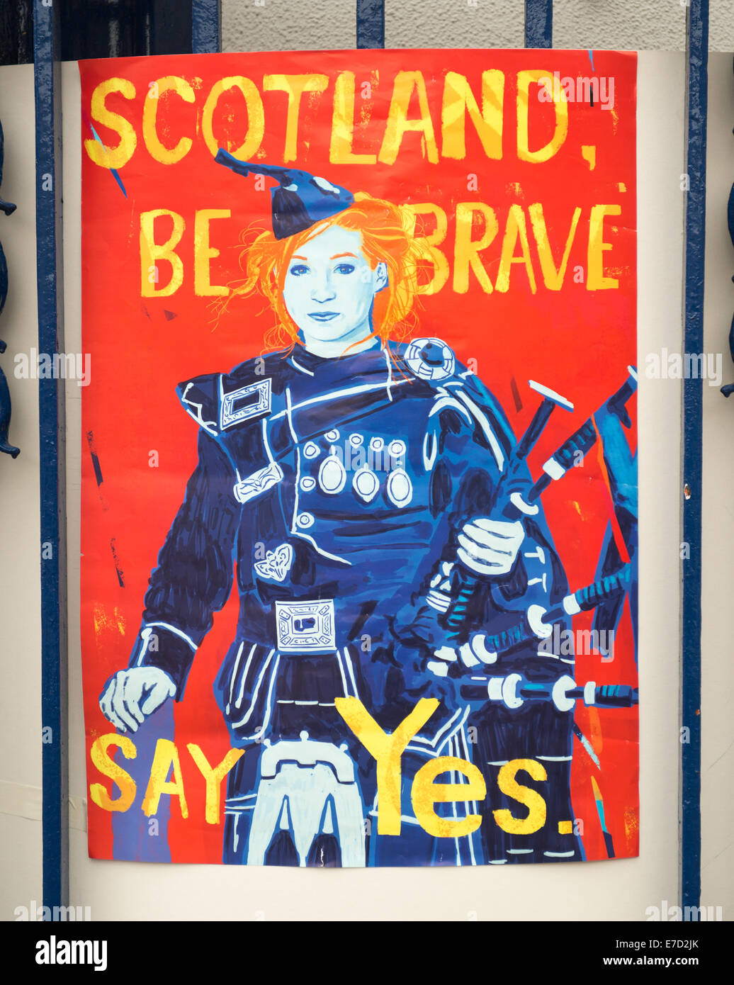 Glasgow, Scotland. 14th September, 2014. Pro-Scottish independence 'Yes Scotland' campaign posters, banners and Saltire flags adorn buildings in the Pollokshields area of the city, on September 14, 2014 in Glasgow, Scotland.  Scotland will vote on whether or not to Leave the United Kingdom in a referendum to be held on September 18th this year Credit:  Sam Kovak/Alamy Live News Stock Photo